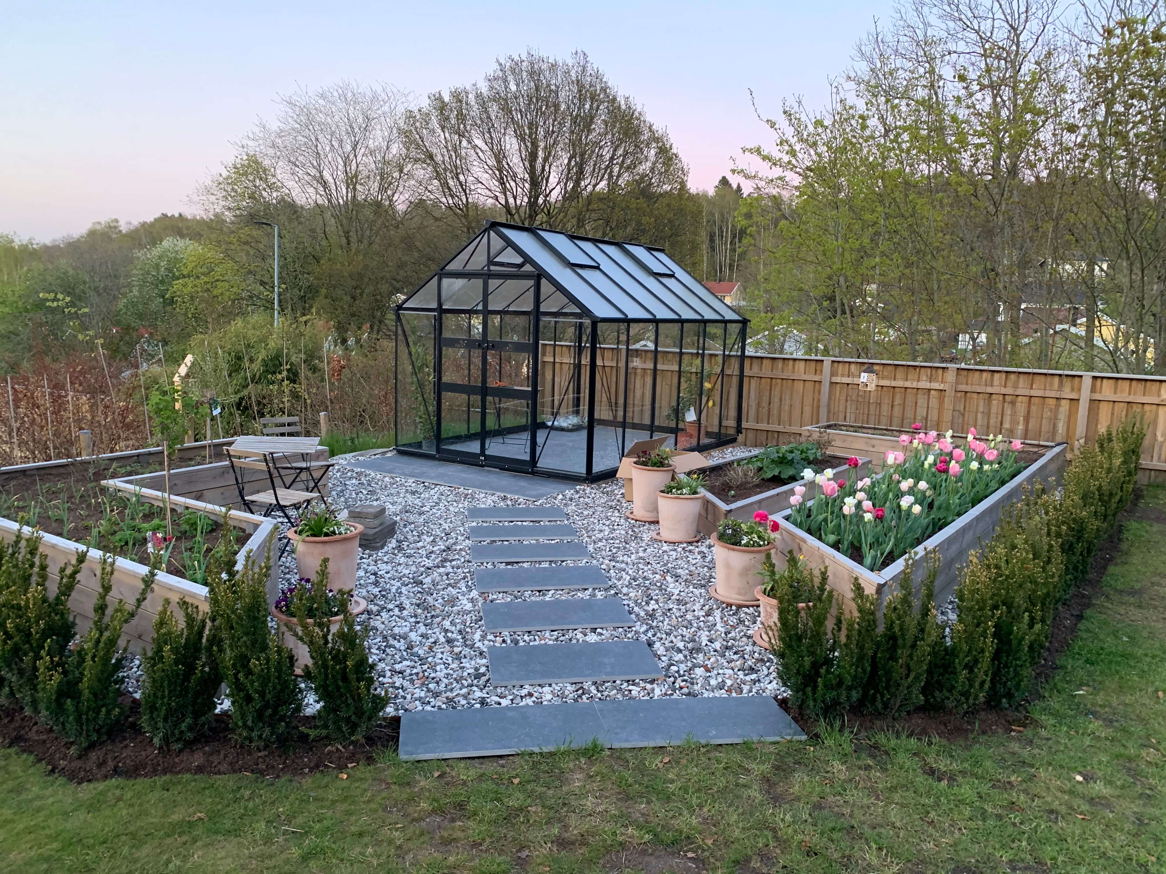 Växthus aluminium med säkerhetsglas köksträdgård och odlingslådor.r